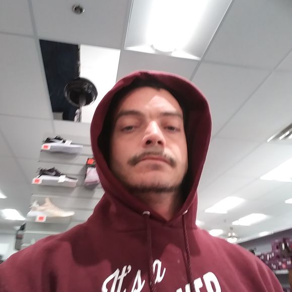 Meet your Posher, Glenn - Picture 1 of 1